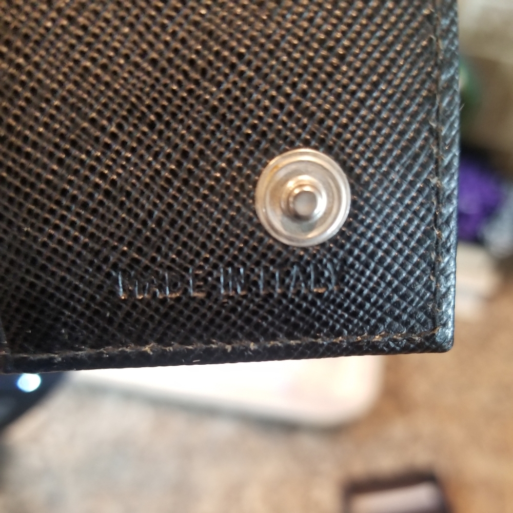 AUTHENTIC Prada 6 Key Holder Case - Picture 13 of 16